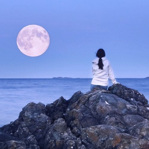 Magic: what are the powers of the Full Moon?